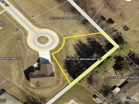 Cabernet Court, Vincennes, IN 47591