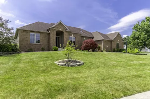 8119 Inverness Lakes Trl, Fort Wayne, IN 46804