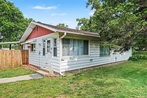 52853 N Francis St, South Bend, IN 46637