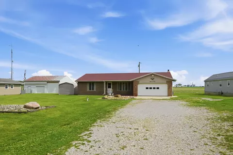 4177 Us 6 Hwy, Waterloo, IN 46793