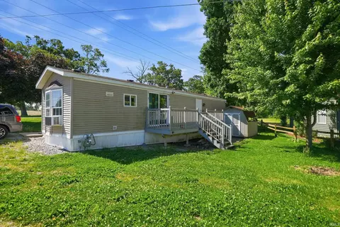 3423 N State Road 13, Pierceton, IN 46562
