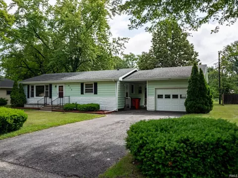 913 Calley Dr, Monticello, IN 47960