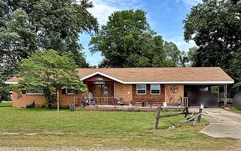5862 E Freelandville Rd, Oaktown, IN 47561