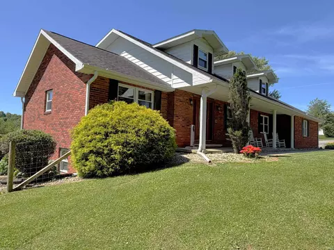 42 Greenbriar Dr, Bedford, IN 47421