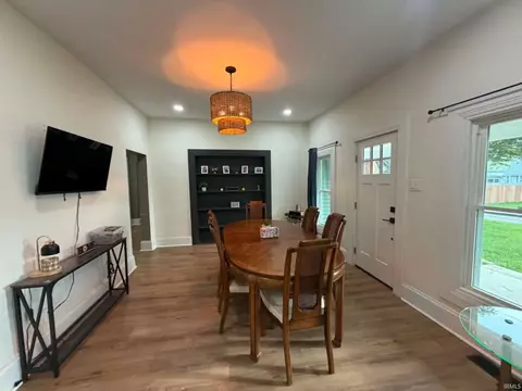 Dining - 965 S 9th St, Mitchell, IN 47446 photo 1 of 1
