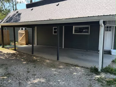 Exterior - 965 S 9th St, Mitchell, IN 47446 photo 2 of 5