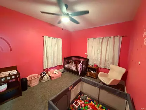 Bedroom - 965 S 9th St, Mitchell, IN 47446 photo 4 of 5