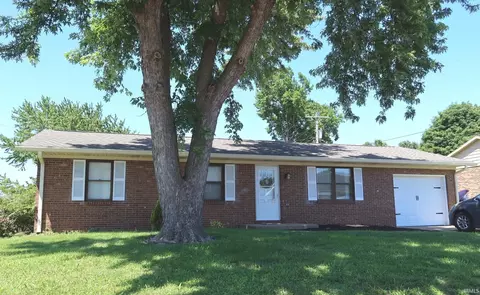 453 Sunset Dr, Mount Vernon, IN 47620