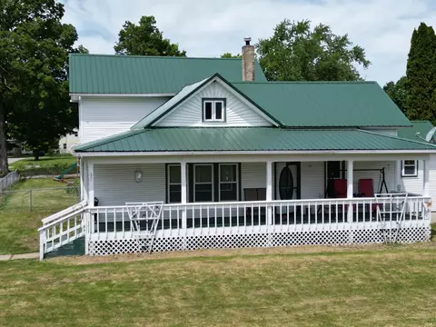 502 First St, Hudson, IN 46747