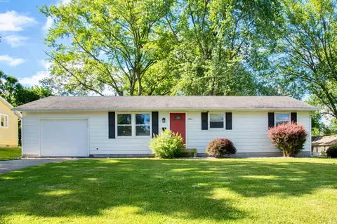 904 Carlin Pl, Angola, IN 46703