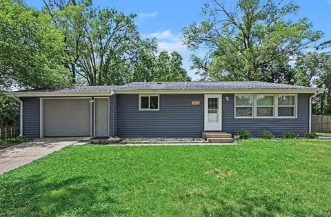 243 Parker Ave, Elkhart, IN 46516