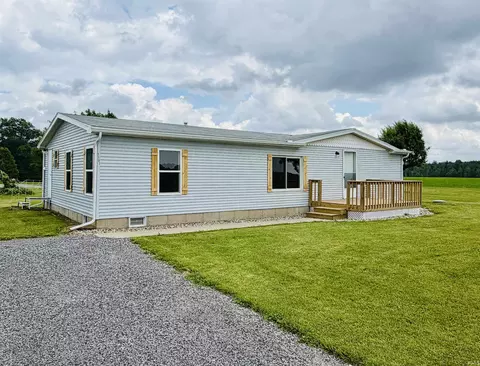 1101 S 425 W, Kimmell, IN 46760