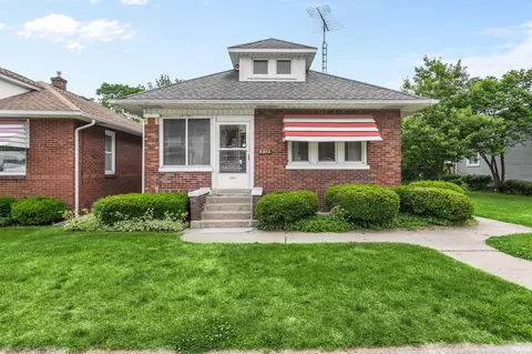 2212 Franklin St, South Bend, IN 46613