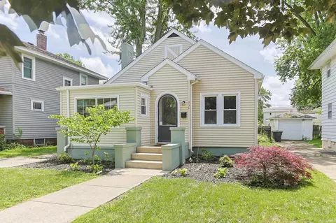336 Parkovash Ave, South Bend, IN 46617