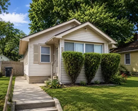 1413 E Fox St, South Bend, IN 46613