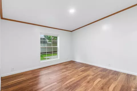 506 E Main St, Chalmers, IN 47929 photo 17