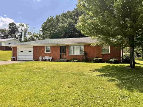 417 S Main St, Chrisney, IN 47611