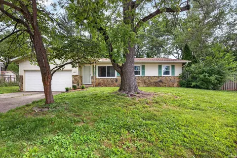 Exterior - 3517 E Dunstan Dr, Bloomington, IN 47401 photo 2 of 9