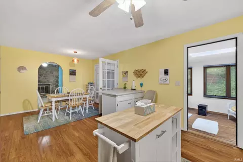 Dining - 3517 E Dunstan Dr, Bloomington, IN 47401 photo 4 of 5