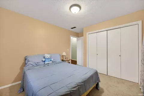 Bedroom - 3517 E Dunstan Dr, Bloomington, IN 47401 photo 3 of 7
