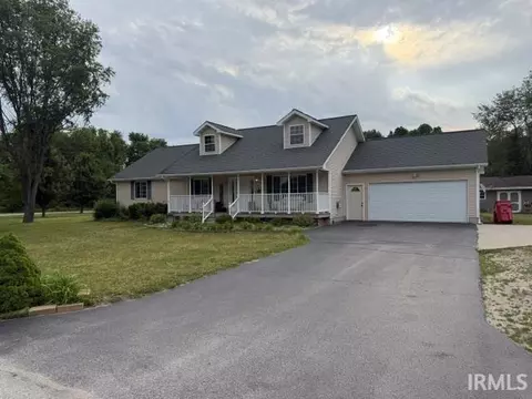 6630 S Lakewinds Blvd, Knox, IN 46534