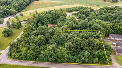S Hickory Lane, Huntingburg, IN 47542