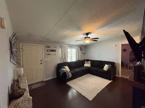 322 E 1st St, Ferdinand, IN 47532 photo 3