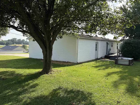 322 E 1st St, Ferdinand, IN 47532 photo 12
