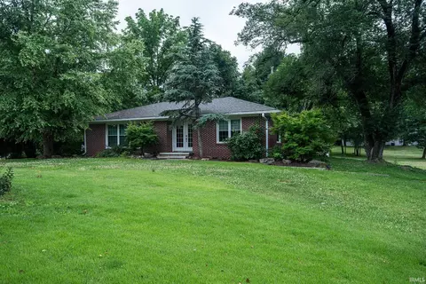 2513 E St Rd 61, Vincennes, IN 47591