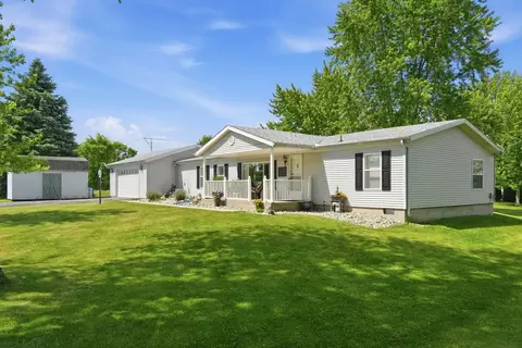 4990 S 900 E, Wolcottville, IN 46795