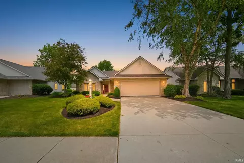 9421 Trellis Cv, Fort Wayne, IN 46835