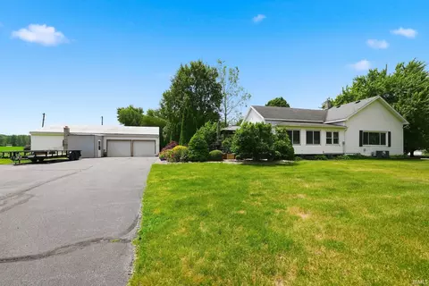 9060 Suter Rd, Plymouth, IN 46563