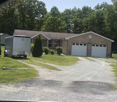 11758 W Smith Ridge Ct, Monticello, IN 47960