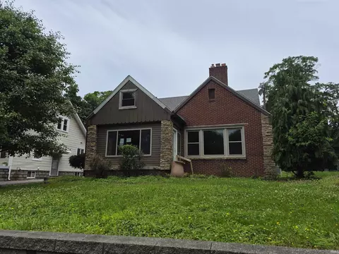 1804 Newton St, Jasper, IN 47546
