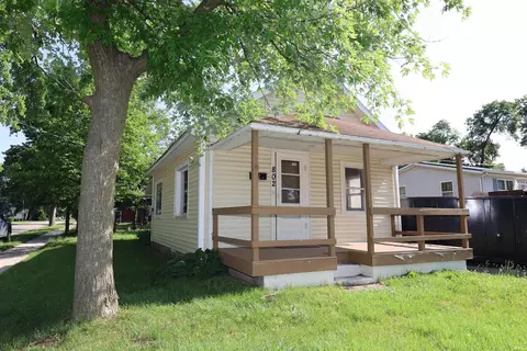 802 Emerald St, Elkhart, IN 46514