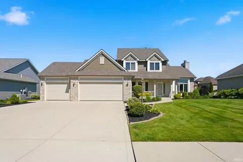 2101 Lake Front Dr, Fort Wayne, IN 46804