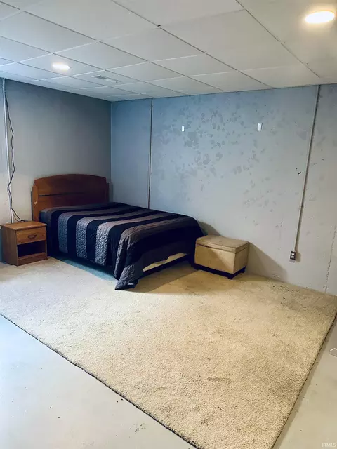Bedroom - 909 E 10th St, Fowler, IN 47944 photo 4 of 4