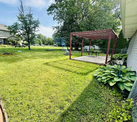 909 E 10th St, Fowler, IN 47944 photo 18