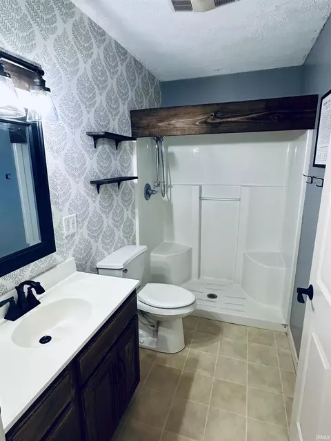 909 E 10th St, Fowler, IN 47944 photo 11