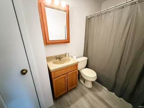 Bath - 5895 N Sr 213, Windfall, IN 46076 photo 1 of 3