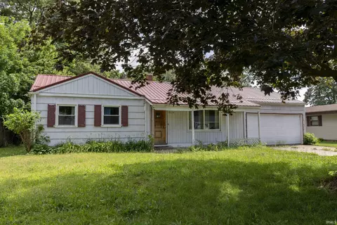 19674 Dubois Ave, South Bend, IN 46637