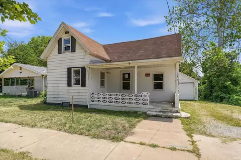 906 River Ave, Goshen, IN 46528