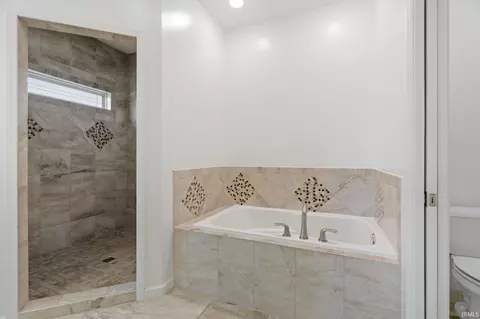 Bath - 3293 Charlais Cir, Delphi, IN 46923 photo 2 of 4