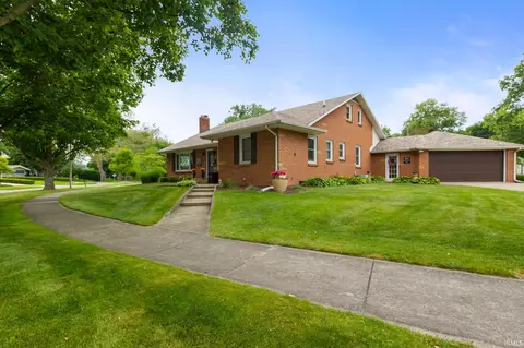 1866 Greenleaf Blvd, Elkhart, IN 46514