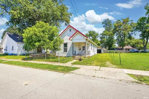 408 E Water St, Princeton, IN 47670