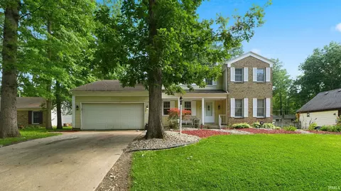 6514 Centerton Dr, Fort Wayne, IN 46815