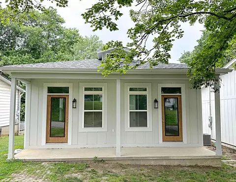 413 Cosby St, Washington, IN 47501
