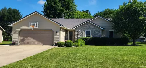 601 W 6th St, Milford, IN 46542