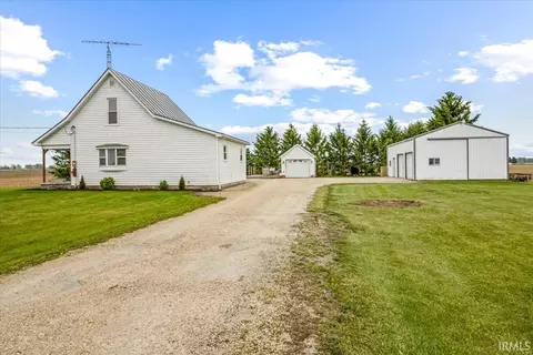 2691 E 400 N Rd, Winchester, IN 47394