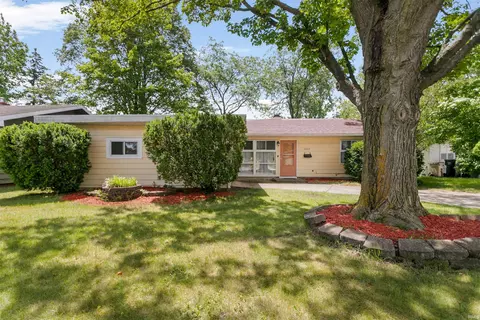 3220 Rexford Dr, South Bend, IN 46615
